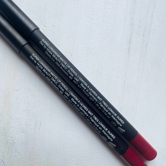 Huda Beauty Lip Contour Lip Liner Bundle ‘Heartbreaker’ - Picture 3 of 4